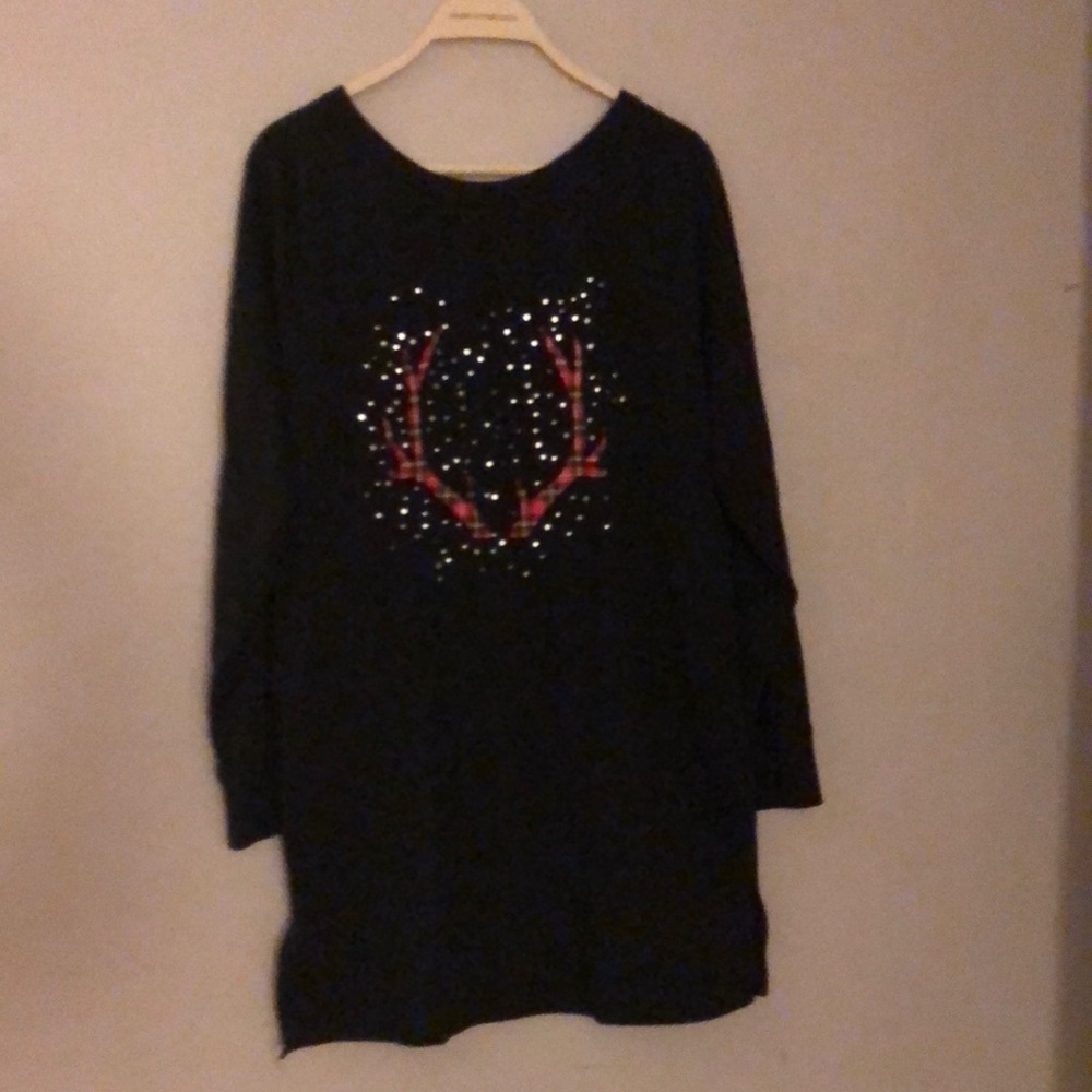 Victoria’s Secret Lounge Shirt